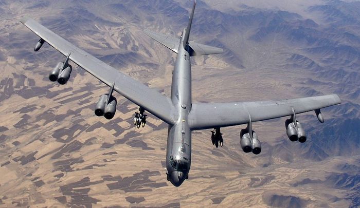 Реферат: Стратегические бомбардировщики ВВС США