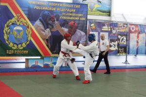 На ковре царила атмосфера истинного соперничества.