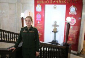 Курсант Алиса БУЛАВИНА во время стажировки в Военной академии МТО в Санкт-Петербурге. 