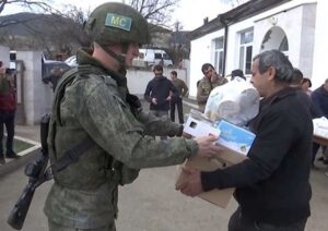 Военнослужащие российского миротворческого контингента в Нагорном Карабахе.