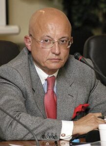 Сергей КАРАГАНОВ.