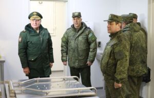 заместитель министра обороны РФ генерал армии Дми- трий Булгаков в ходе своей рабочей поездки в Нагорный Карабах.