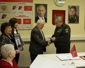 В наградах – и путь, и подвиги, и слава.