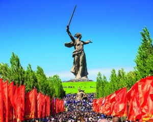 Наталия НАРОЧНИЦКАЯ: Бой добра со злом в Европе ещё не окончен
