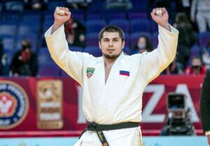 Старший сержант Тамерлан БАШАЕВ выиграл соревнования в категории свыше 100 кг. Фото ФДР.