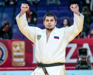 Старший сержант Тамерлан БАШАЕВ выиграл соревнования в категории свыше 100 кг. Фото ФДР.