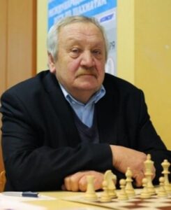 Гроссмейстер Юрий БАЛАШОВ.