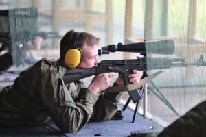 В стрельбе из табельного или штатного оружия колоссальное значение имеет правильный настрой.