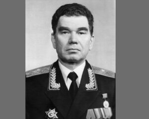 БЕРЕСТНЕВ Борис Александрович