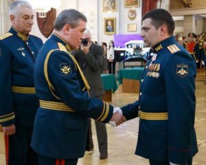 Служить Отечеству, защищать Родину и народ!