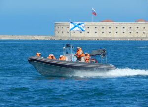 На старте – бегущие по волнам