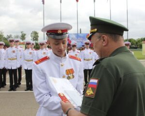 На пороге взрослой жизни.