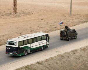 Российская военная полиция обеспечивает безопасность на трассе М4