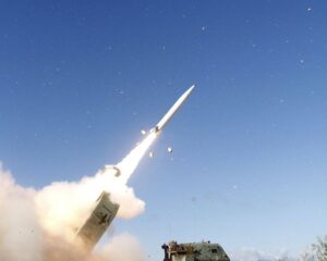 США Испытания высокоточной ракеты продолжаются