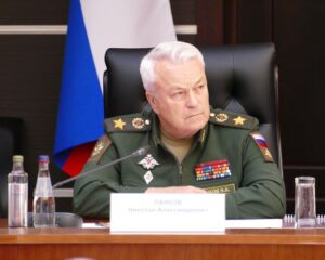 Под пристальным вниманием