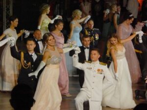 Танцы минувших столетий ради «Симфонии будущего»
