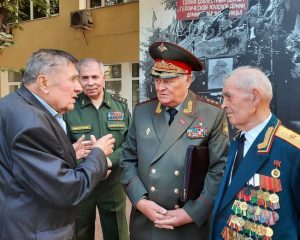 На БАМ их звало сердце