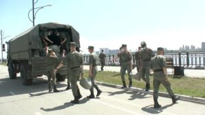 Плечом к плечу в борьбе со стихией