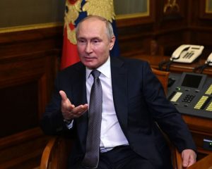 Владимир ПУТИН: Мы будем по-партнёрски работать со всеми нашими соседями и друзьями.