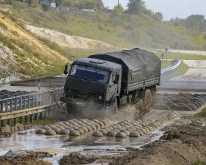 За ветровым стеклом