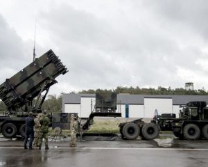 Пусковая установка М903 с ракетами РАС-3 MSE из состава американской батареи ЗРК Patriot армии США на шведском острове Готланд. Многонациональное учение Aurora 2017.
