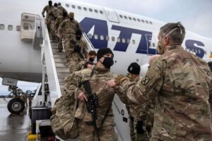 В начале июля был завершён вывод основной части воинского контингента США из Афганистана. По утверждению представителей Пентагона, в Кабуле остаётся лишь несколько сотен морских пехотинцев для охраны дипломатического квартала и международного аэропорта.