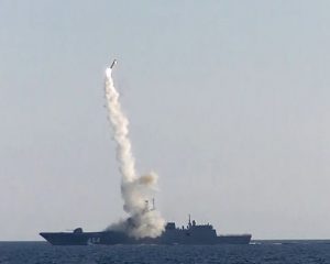 Испытания гиперзвуковой ракеты "Циркон" в акватории Белого моря
