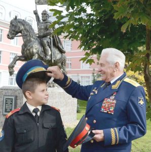 Генерал, сплотивший элиту авиации