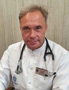 Полковник медицинской службы Владимир САЛУХОВ.