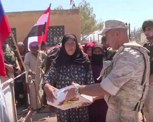 Российские военнослужащие доставили гуманитарную помощь на север провинции Латакия.