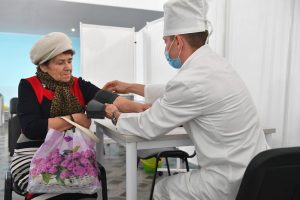 Жители Тульской области военных медиков благодарят