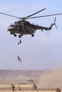 Угрозы и вызовы парируем сообща