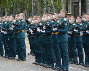 В строю стратегов-гвардейцев прибыло.