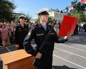 Принятие присяги – дело ответственное.