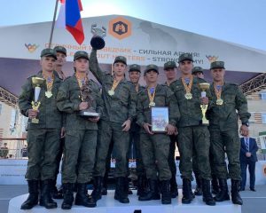 Золотой сплав выучки и духа.