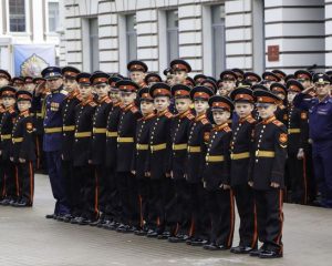 Этого дня они ждали с того самого момента, как узнали о зачислении в училище. Фото Александра БАДЕЕВА.