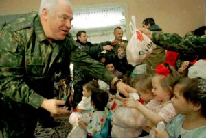 За спины других не прятался никогда