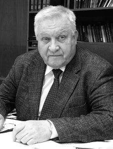 СОЛУНИН Виктор Леонидович