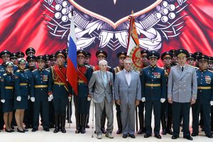 Достойная жизнь длиною в век