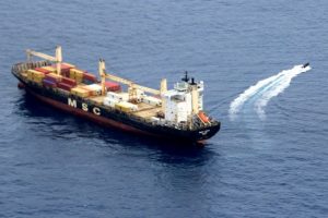 Моряки-североморцы спасли «Люцию» от пиратов