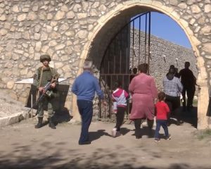 С молитвой о мире и благополучии