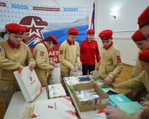 Юнармейцы отправят подарки для детей Сирии