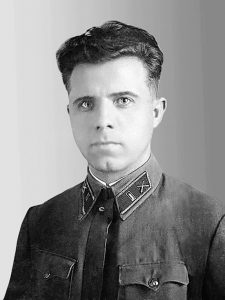 Капитан Г.М. Кондратюк. 1941 год.