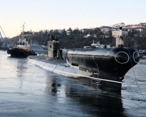 Подземная гавань для субмарины