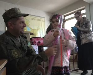 Особое внимание – детям.