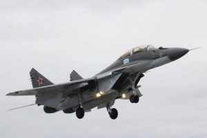 Воздушная карусель палубных истребителей