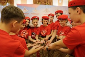 Я, вступая в ряды «Юнармии», клянусь…»