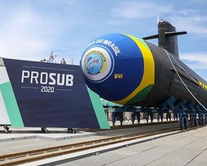 Бразилия Строят атомную подлодку.