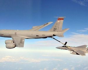 В США обеспокоены дефицитом воздушных танкеров.