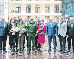 Во время встречи с журналистами, освещающими деятельность Вооружённых Сил.